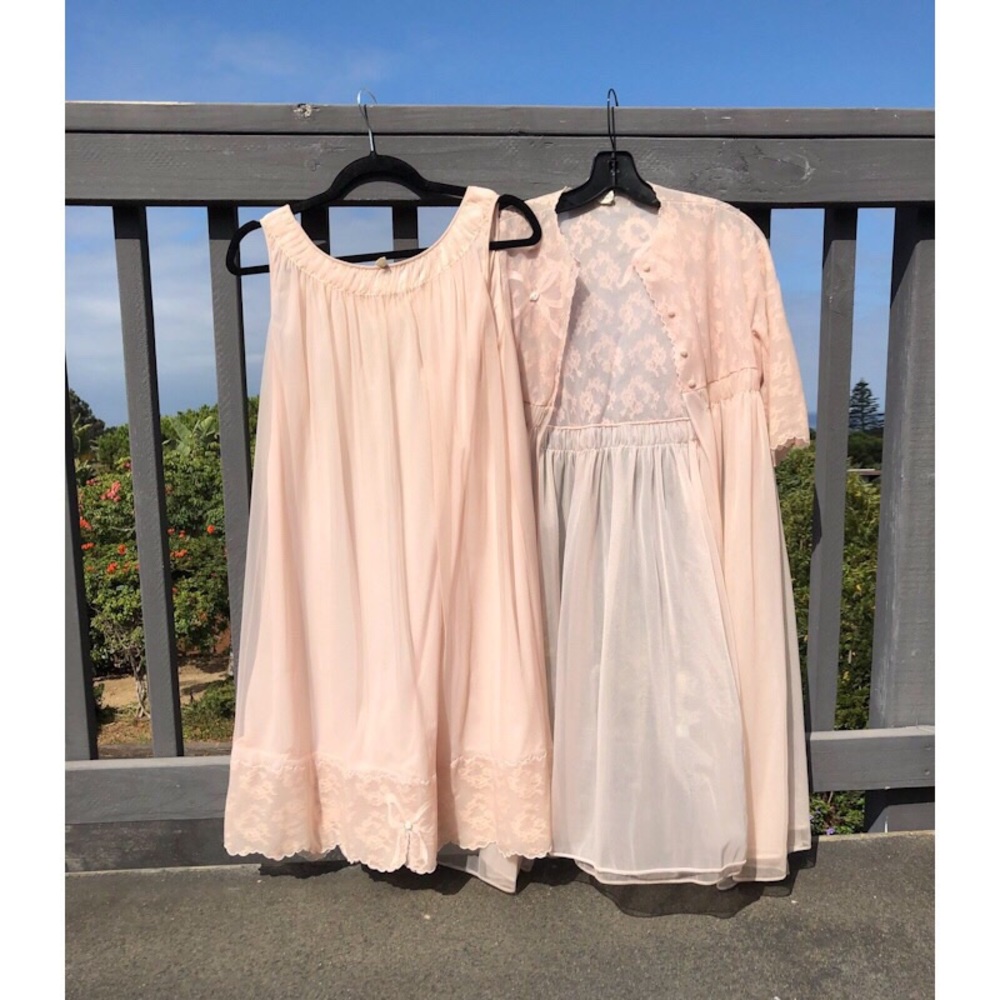 Vintage 1960’s Chemise + Robe.